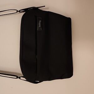 Bellroy Crossbody City Pouch Plus, color:black